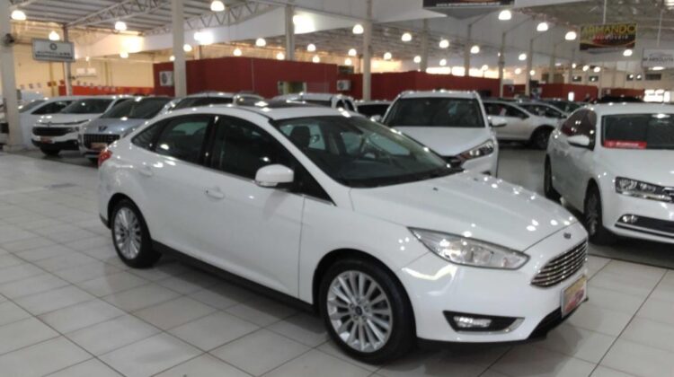 Vendo Ford Focus Impecavel